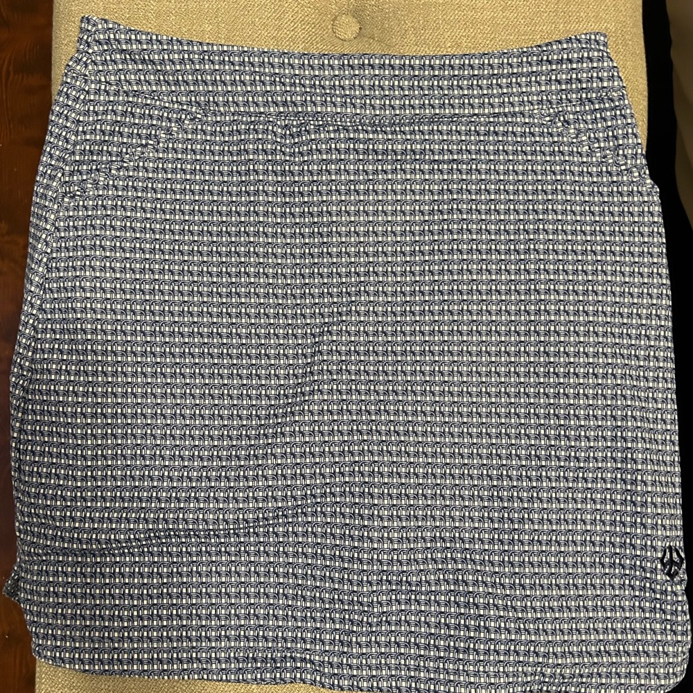 Peter Millar white and blue printed golf skirt